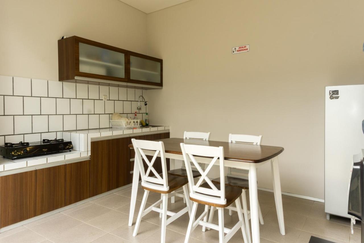 Oyo 367 Ridha Residence バンドゥン エクステリア 写真