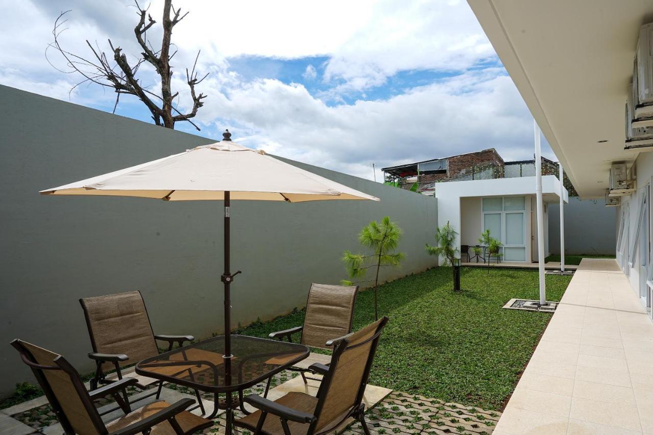 Oyo 367 Ridha Residence バンドゥン エクステリア 写真
