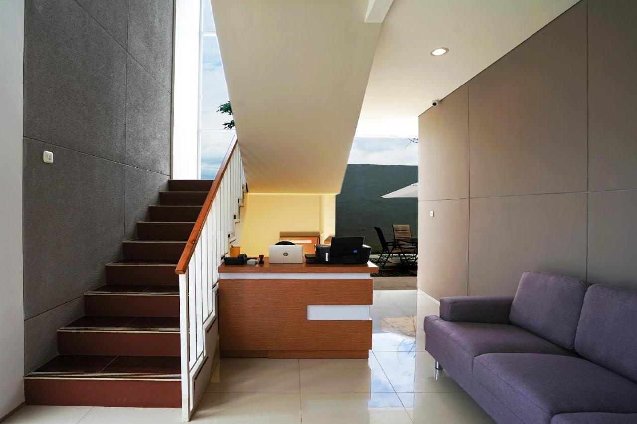 Oyo 367 Ridha Residence バンドゥン エクステリア 写真